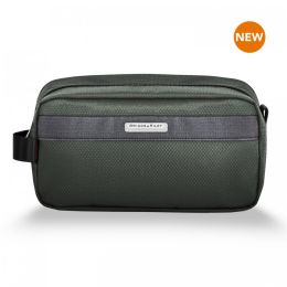 Transcend Toiletry Kit by Briggs & Riley (Color: Rainforest)