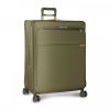Baseline Extra Large Expandable Spinner by Briggs & Riley